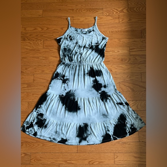 Women's Beach Break Grey & Black Tie Dye  Smoked Maxi Dress - Picture 7 of 11
